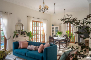 ELIVAAS 3 BHK with Pvt Pool - Panache